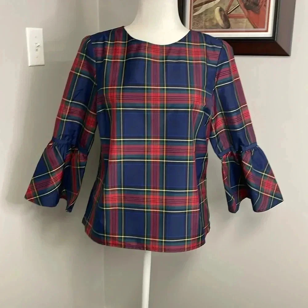 Vineyard Vines plaid top bell sleeves womens size 4 academic preppy classic fall